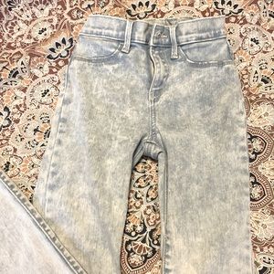 Old Navy girls jeans! light washed